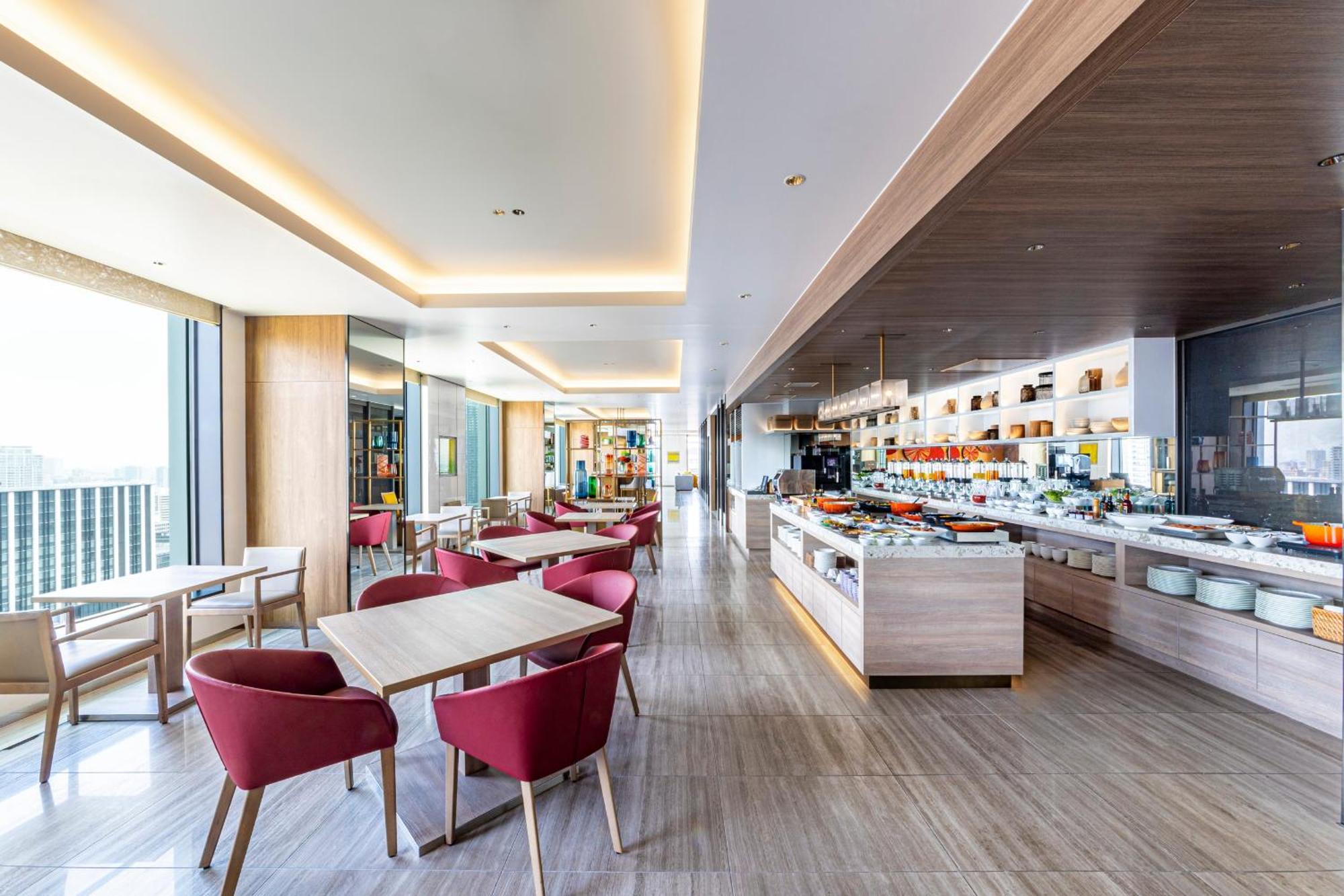 The Royal Park Hotel Iconic Osaka Midosuji Ngoại thất bức ảnh Club Lounge at the hotel