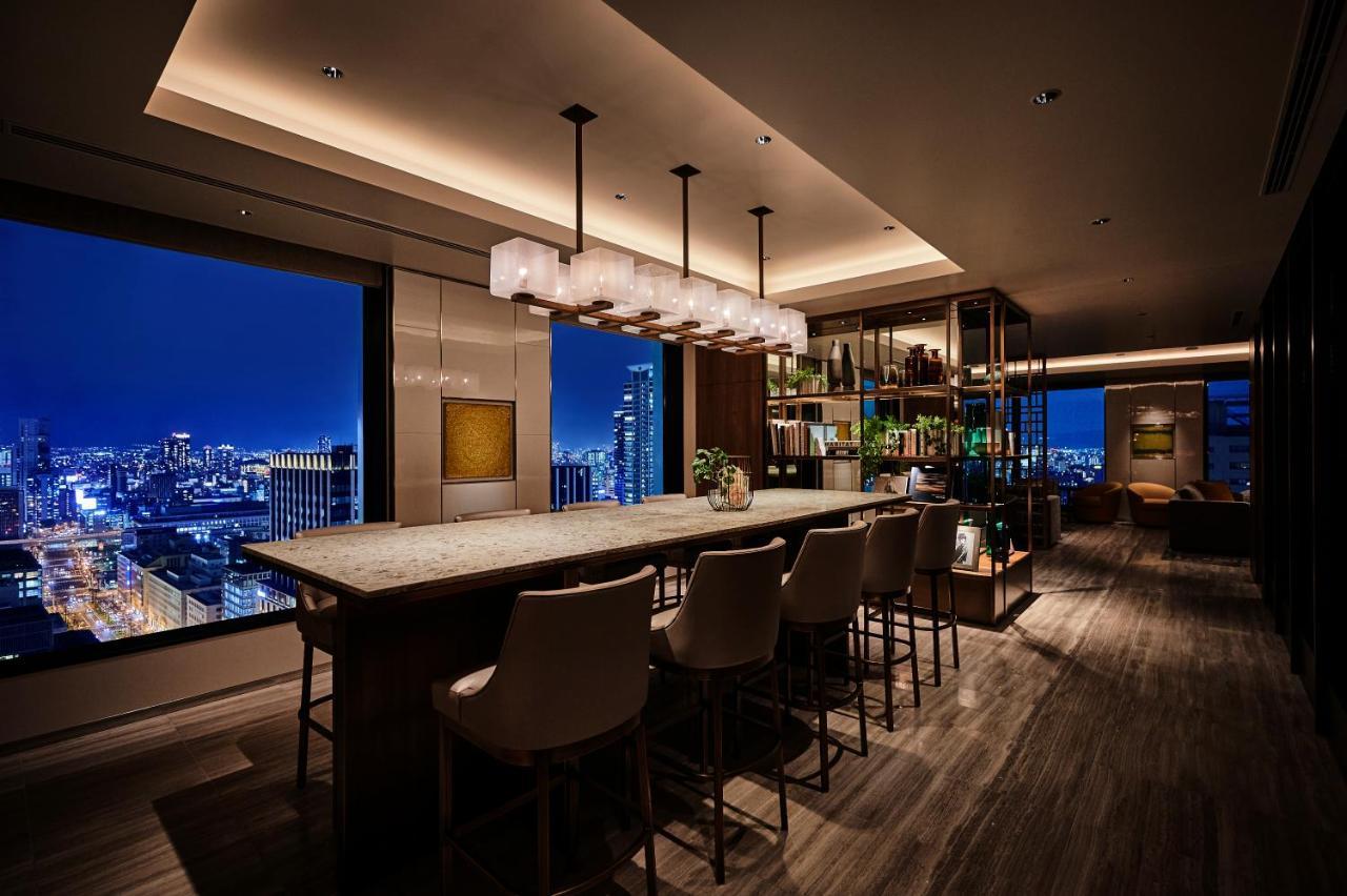 The Royal Park Hotel Iconic Osaka Midosuji Ngoại thất bức ảnh Club Lounge at the 36th floor